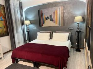 Spanish Steps Cozy luxury room