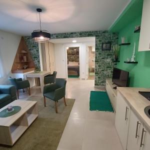 APARTMANI PORTA INFINITAS centar