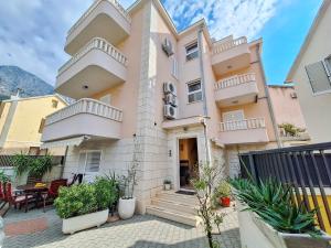 NEW! Villa Promajna Beach