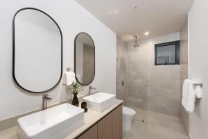 Casa Brisa Tranquila, Pools, Gym, & Beach Club