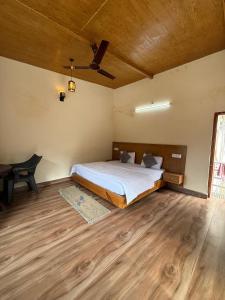 Chandra homestay kainchi dham
