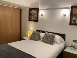 NELL GWYNN HOUSE - Hotel Style POD Room 61