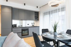 Sea View Family Apt in Kalaranna District with Balcony and Free Parking