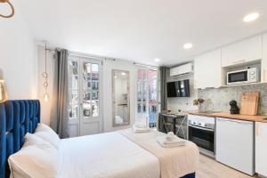 Largo da Praça Boutique Studios in Braga Center by Sé Apartamentos
