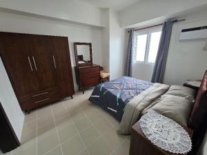 2 BR Penthouse with Sunset View