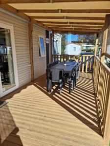 La Plage 4 étoiles à MIMIZAN emplacement E05 3CH 1SDB 8 personnes