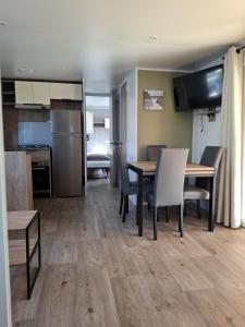 La Plage 4 étoiles à MIMIZAN emplacement E05 3CH 1SDB 8 personnes