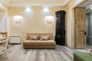 Antique 1BD Retreat near Old Tbilisi