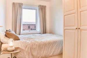 Cozy one bedroom apartment with balcony