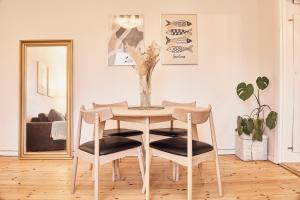 Cozy one bedroom apartment with balcony