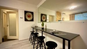 The Easy Stay - Spacious 2BR Apartment