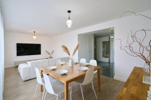 Le Petit Balcon - Les Demeures dAdrien