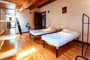 Elegant Attic-Rovigo Center-6 people