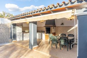 Cubos Casa El Rodeo & Private Pool