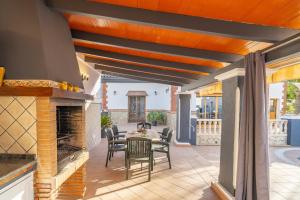 Cubos Casa El Rodeo & Private Pool