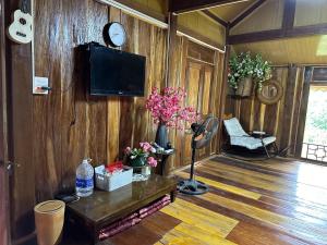 The Bare Nest Retreat