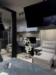 Studio moderno, 230m do Metrô, Gamer & Home Office