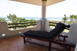 Spacious oceanfront 2BR apartment in Perla Marina