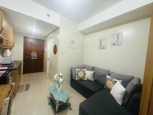 Cheerful Pasay Getaway - Entire Apartment for Rent