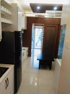 Wondrfula Pasay Getaway - Central Air-Con Apartment front of Mall of Asia