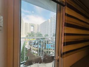 Wondrfula Pasay Getaway - Central Air-Con Apartment front of Mall of Asia