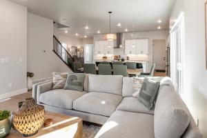 Park City view 5br 3.5ba hot tub sleeps 10 BBQ