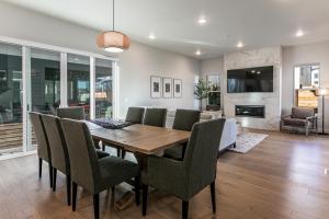 Park City view 5br 3.5ba hot tub sleeps 10 BBQ