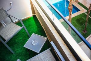 Prestige & Elegance Pool view-Balcony Menara Garden