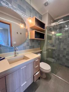 Frente mar com piscina e vista incrível em Santos