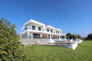 Inception Luxury Villas