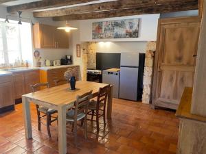 Domaine de Cazal - Gîte 2 pers avec piscine au cœur de 26 hectares de nature préservée