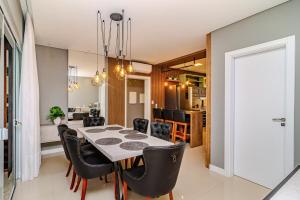 LUXO 3 Suítes 500m Praia Churras Meia Praia