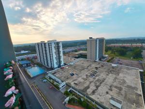 Desaru Meow Cat Theme 3BR Kids Frv 8pax Pet Friendly, 2 Cpark Netflix I Highest Floor Unblock View