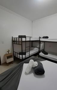 Casa confortável com piscina e área para churrasco