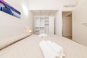 Terraced villa with sea view, parking, Wi-Fi, and AC for 4