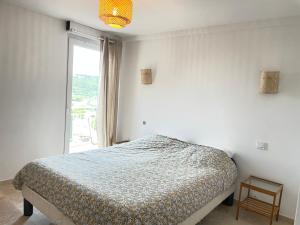 Vue mer incroyable, piscine, tennis et accès plage - 3 chambres