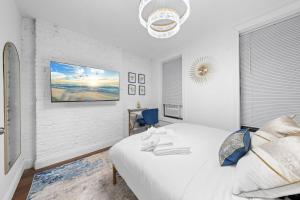 LuXE & TREnDY 2BR 1BA Heart of Lower Manhattan 30 Day Minimum