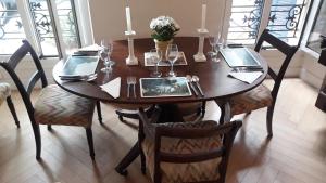 OFF 6BR Spacious Apartment Sauna, Balcony & Central Cannes