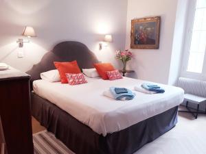 OFF 6BR Spacious Apartment Sauna, Balcony & Central Cannes