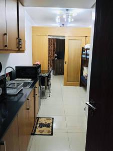Gentle Pasay City Apartment for Rent - Perfect Family Getaway Near Mall of Asia