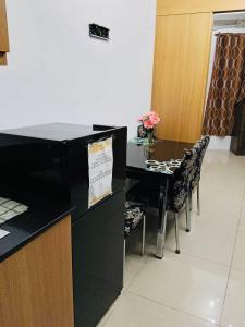 Gentle Pasay City Apartment for Rent - Perfect Family Getaway Near Mall of Asia