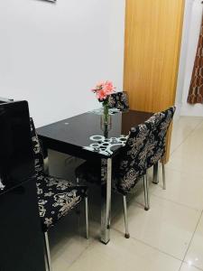 Gentle Pasay City Apartment for Rent - Perfect Family Getaway Near Mall of Asia