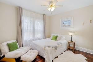 Dog-Friendly Lakewood Stay Near Cleveland & Lake