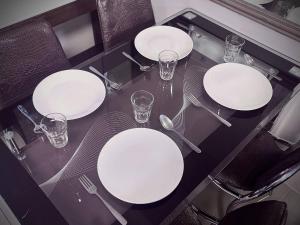 Yare Pasay City Apartment for Rent Perfect for Stay front of Mall of Asia