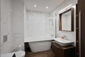 Pure Paradise - Luxury 4-Room Apartment in Riga