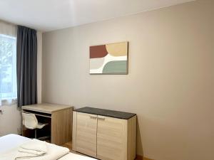 Prime Stay - Deluxe 2 Bedroom Family Apartment - Parking Included