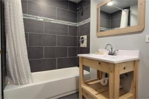 Des Plaines Motel By OYO OHare Airport Chicago