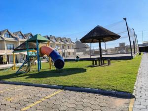 Casas em condomínio a Beira-Mar com piscina, Itajubá - MCSs