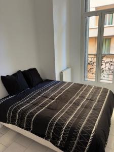 Sea View II - NETFLIX - Velodrome