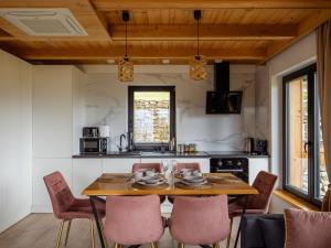 Osada Gubałówka na Polanie Pająkówka View Jacuzzi & Sauna